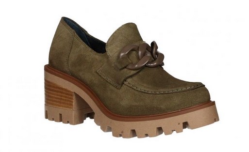 Khaki heel loafers com calcanhar